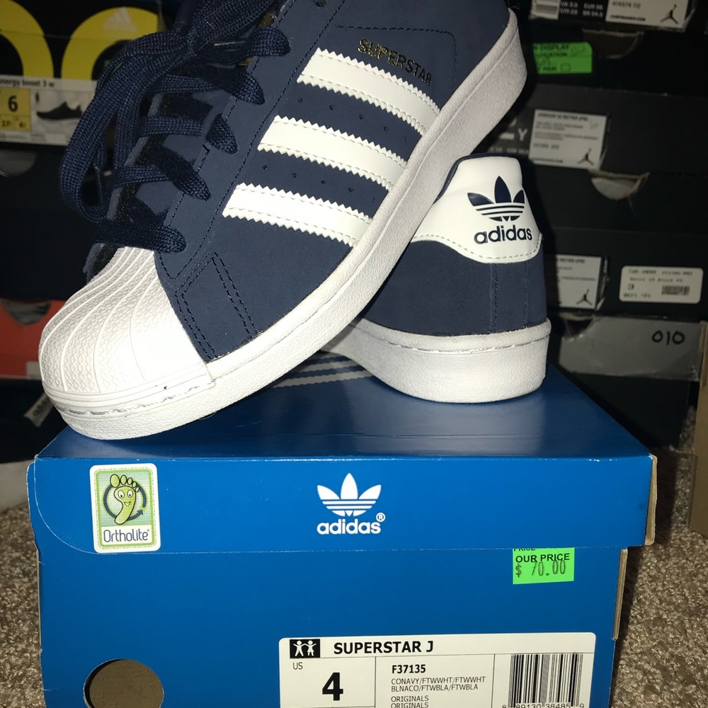 Adidas Superstar GS Sz 4